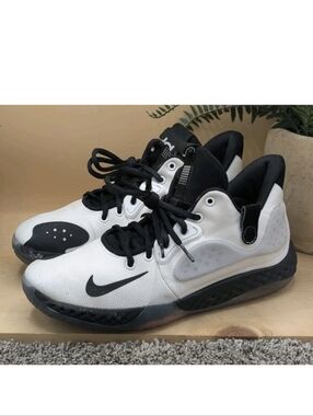 Nike Precision 898455-100  WHITE/BLACK Men\'s Size 8 athletic shoes. 20.1pm Nike Precision 898455-100 WHITE/BLACK Men main image 3